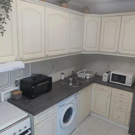 Apartment Aconchegante T3 Em Telheiras