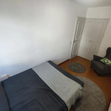 Apartamento Aconchegante T3 Em Telheiras *