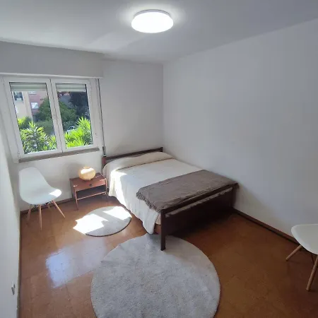 Apartamento Aconchegante T3 Em Telheiras *